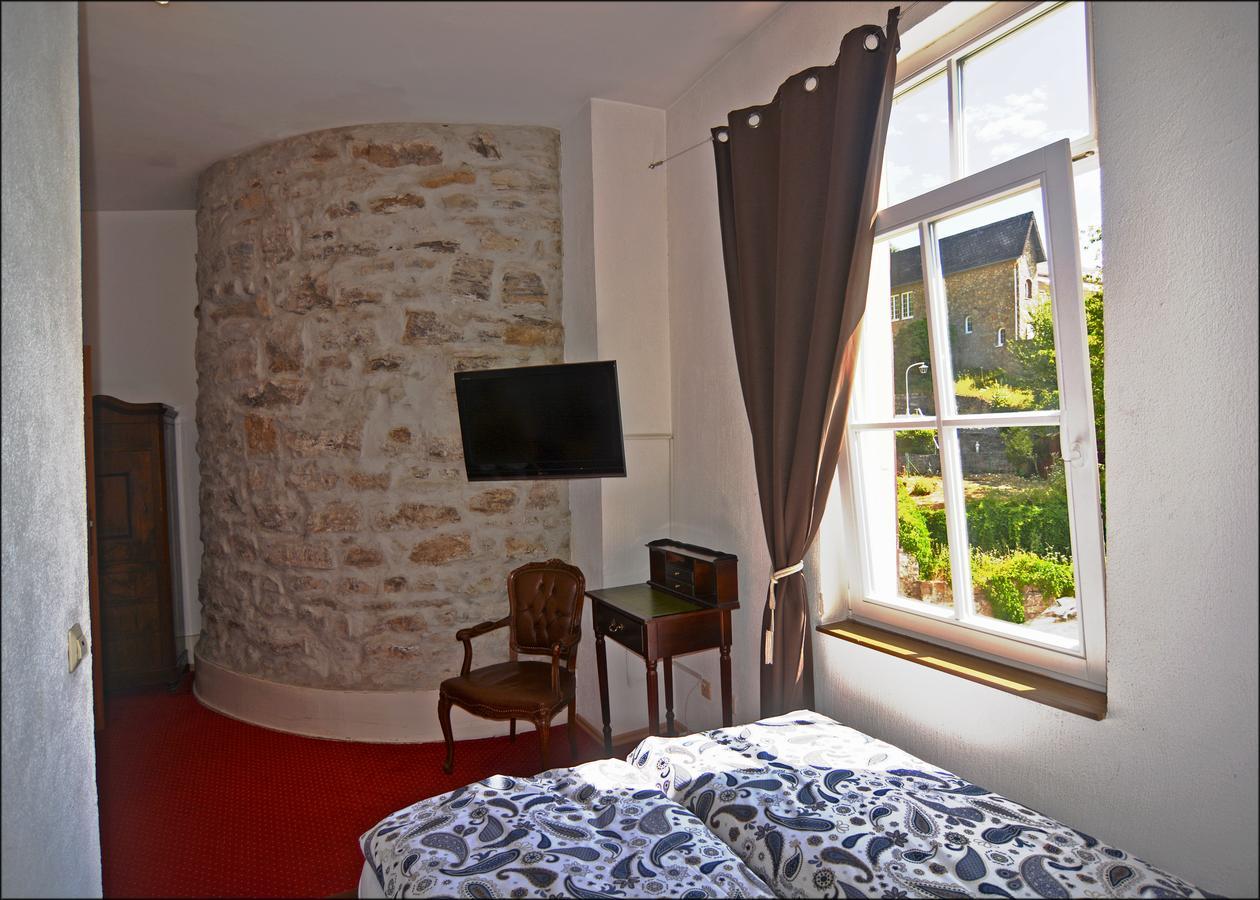 Hotel Herberge Zur Traube Bad Wimpfen Exterior photo